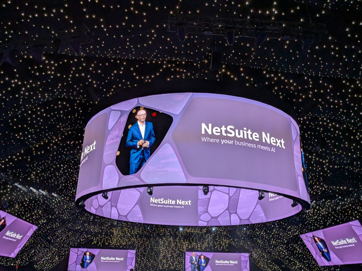 Housing navigation
